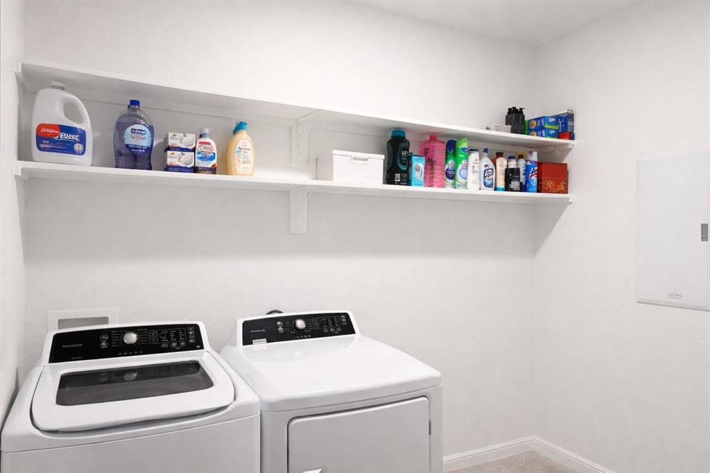 Hawthorne Mdws - Residential