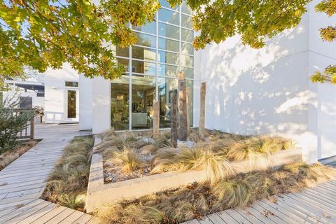 Photo of 51 Vanguard Way, Dallas, TX 75243 (MLS # 21153157)