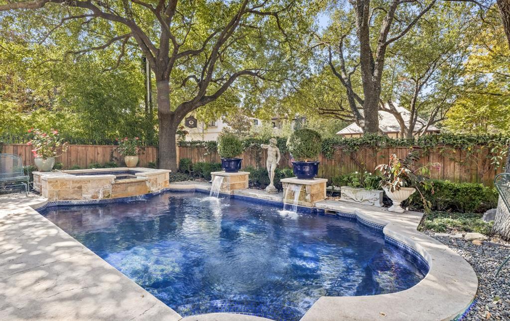 HIGHLAND PARK - Residential