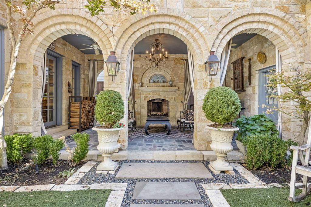 HIGHLAND PARK - Residential