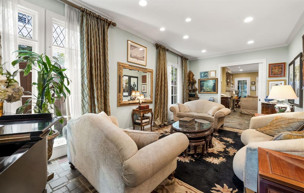 HIGHLAND PARK - Residential