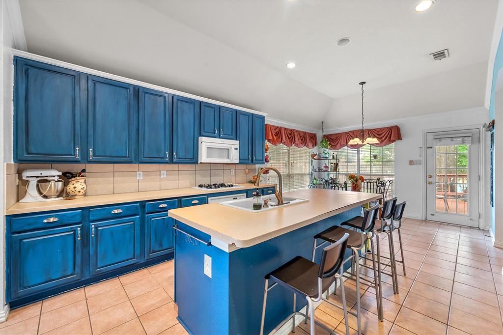 1607 Mallard Circle