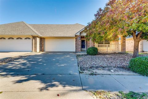 A home in Granbury