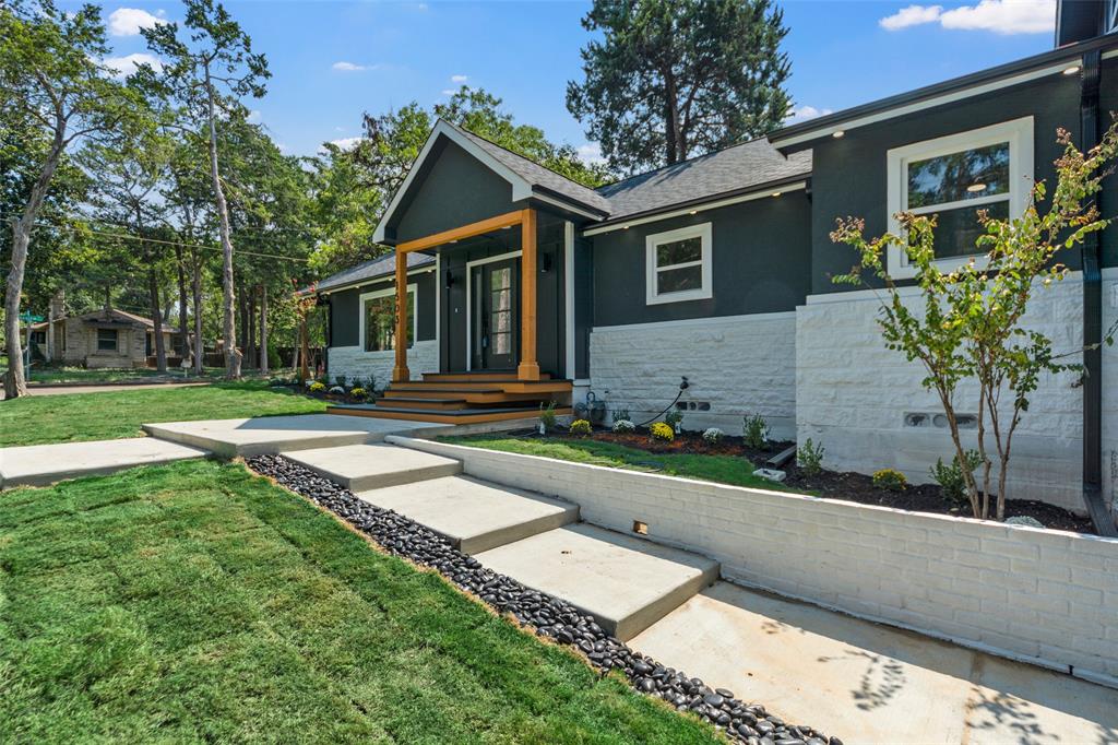 1503 E Lakeview Drive