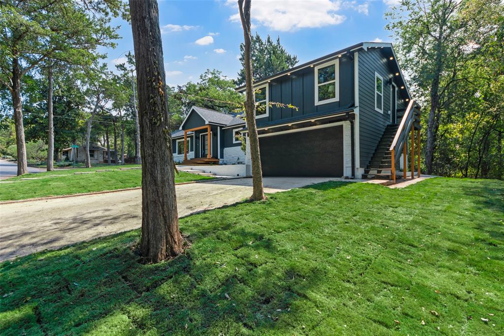 1503 E Lakeview Drive