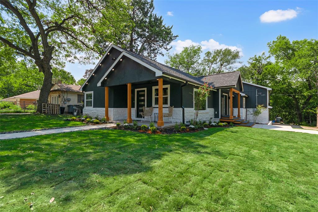 1503 E Lakeview Drive