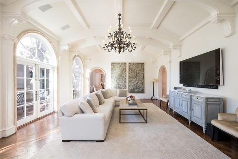 Tiny photo for 7031 Turtle Creek Boulevard, University Park, TX 75205 (MLS # 21063823)