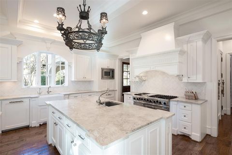 Tiny photo for 7031 Turtle Creek Boulevard, University Park, TX 75205 (MLS # 21063823)