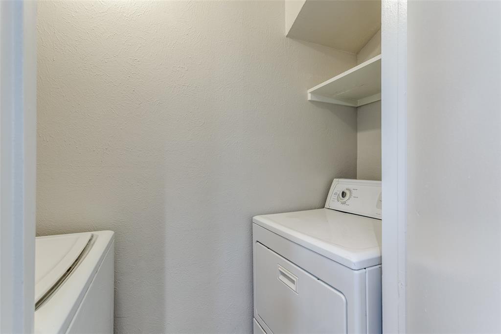 Oaks On Montfort Condos - Residential