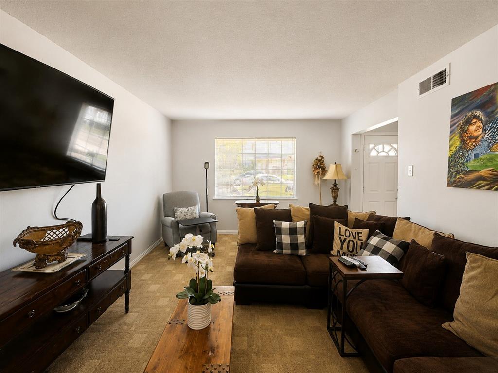 4001 Glenhaven Drive
