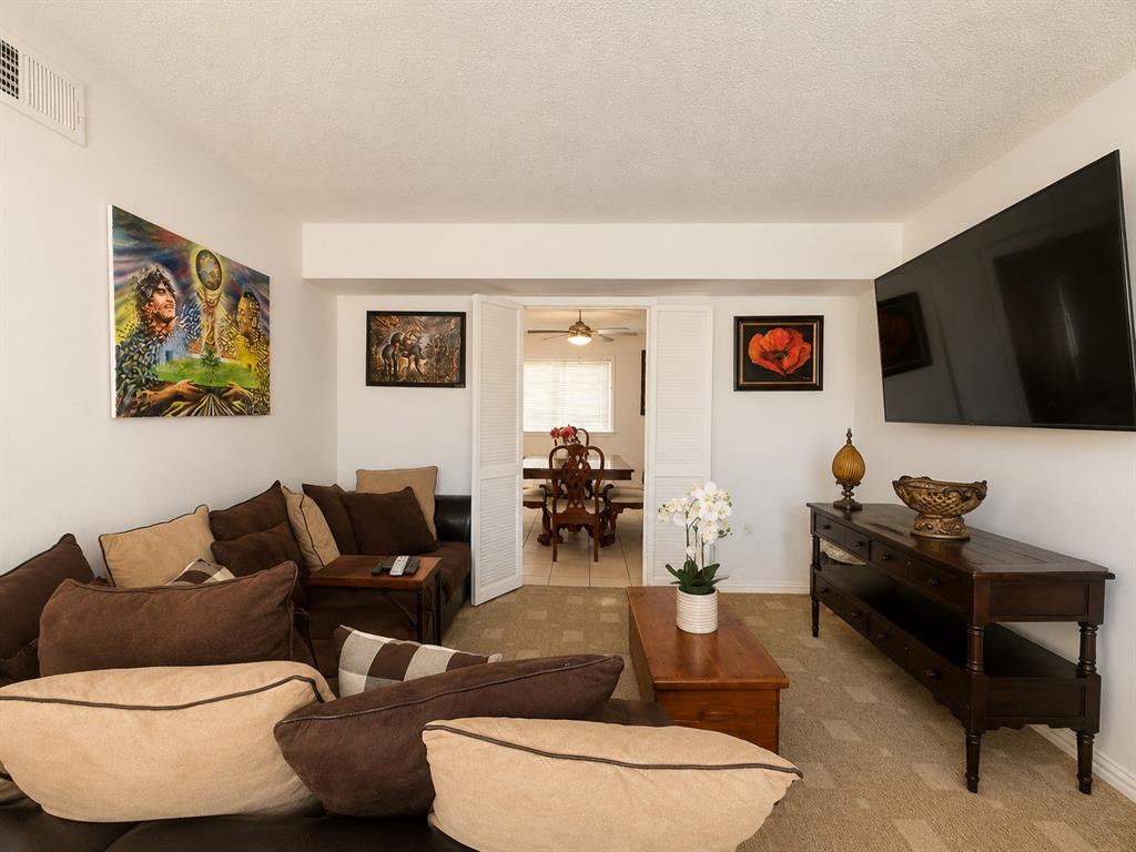 4001 Glenhaven Drive