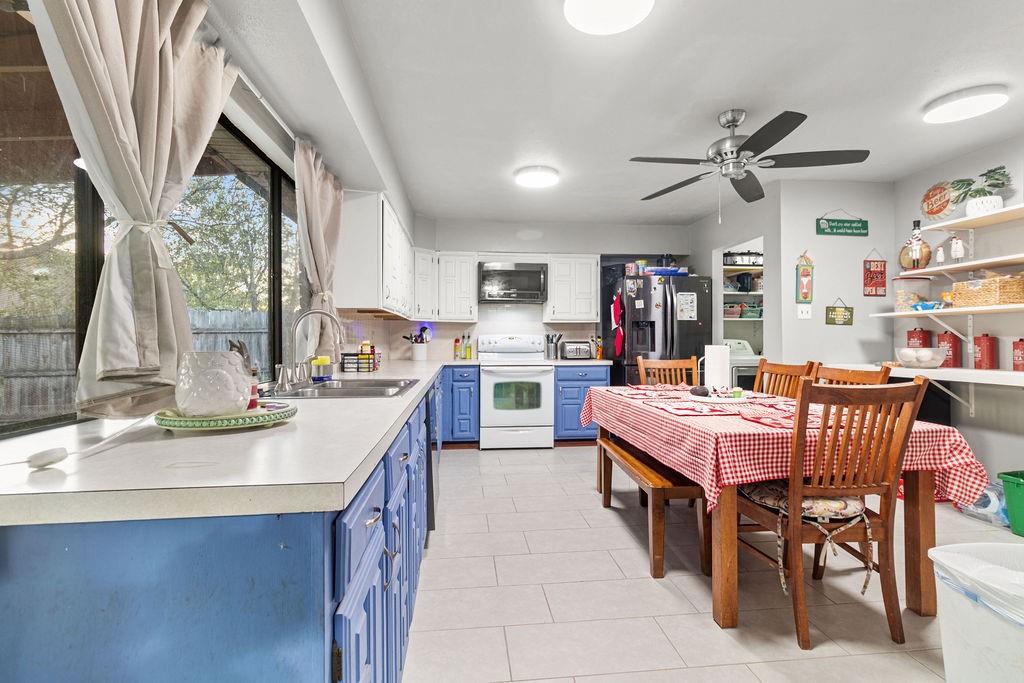 Camelot - Residential