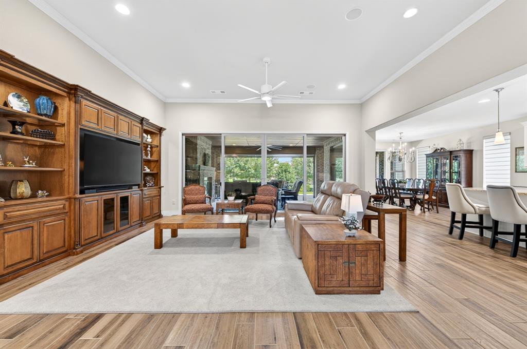 12104 Willet Way