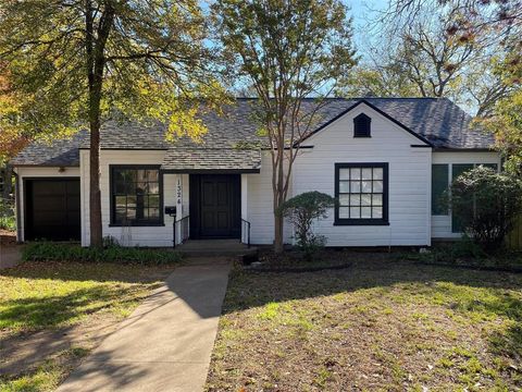 1324 Smilax Avenue Fort Worth TX 76111