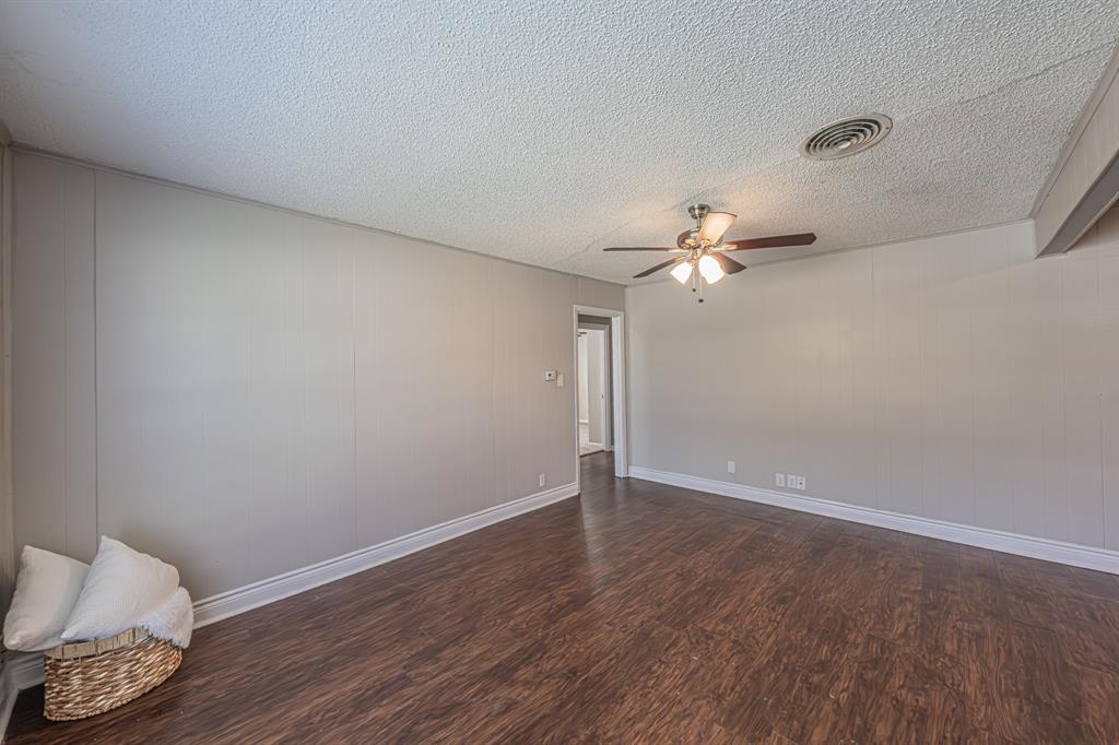 101 S Valera Court