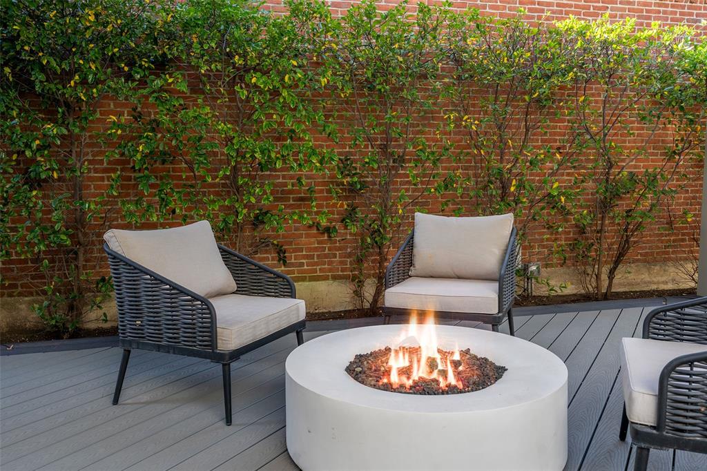 Glen Lakes - Residential