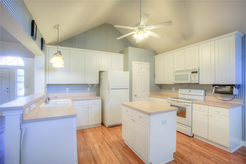 Fox Creek Estate Ph 02 - Residential Lease