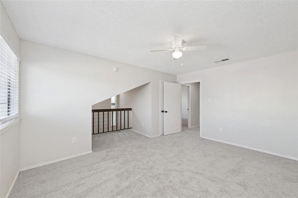 Richardson Crossing Condo - Residential