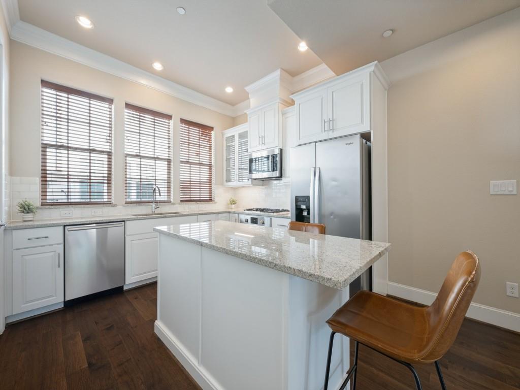 7333 Valley View Lane 805