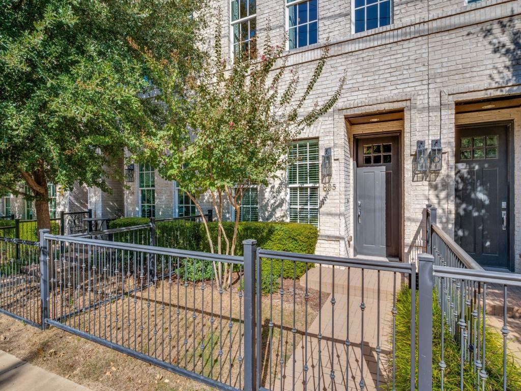 7333 Valley View Lane 805
