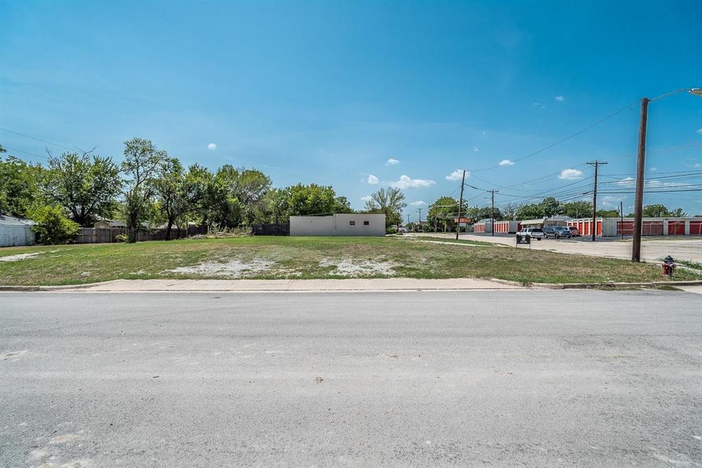 8021 White Settlement Road