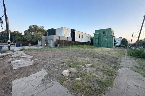 Photo of 2111 Annex Avenue, Dallas, TX 75204 (MLS # 21234666)