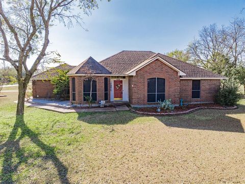 Photo of 508 Tishomingo Road, Waxahachie, TX 75165 (MLS # 21126231)