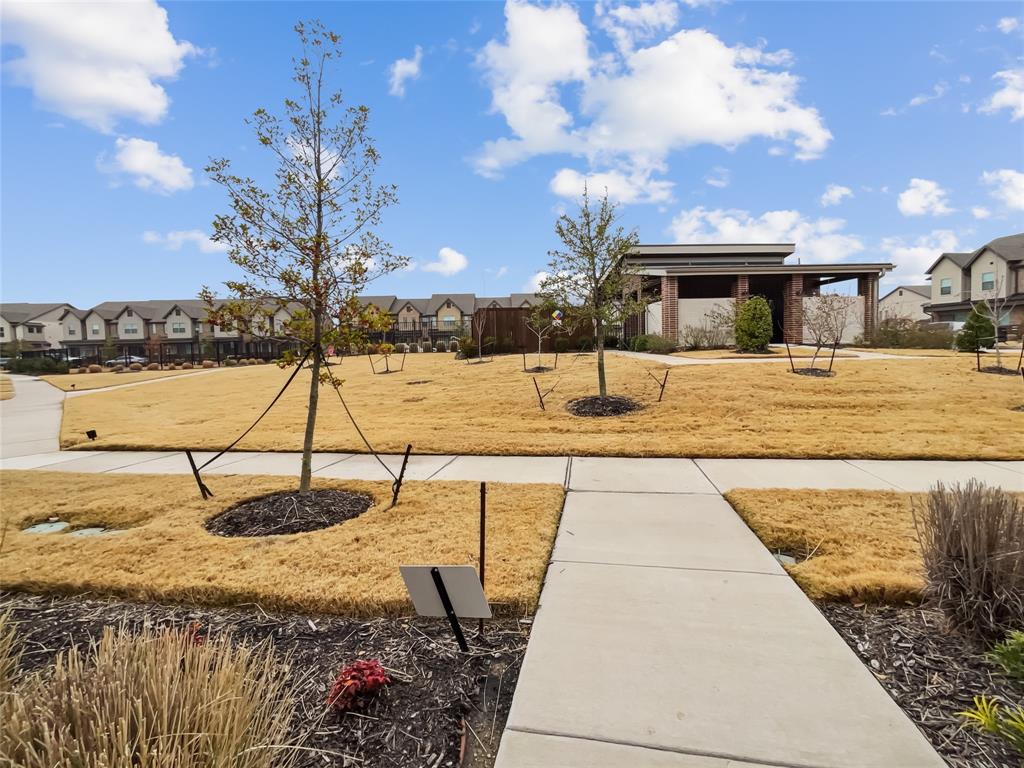 Mira Lagos East Twnhms - Residential