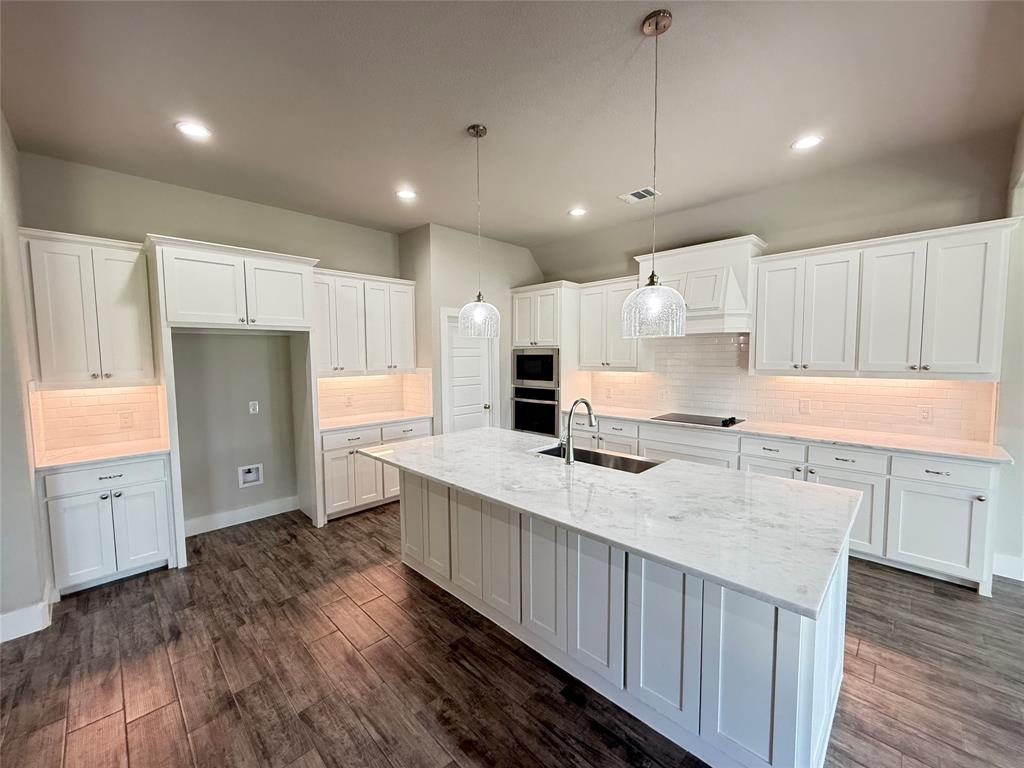 1441 Rocky Springs Trail