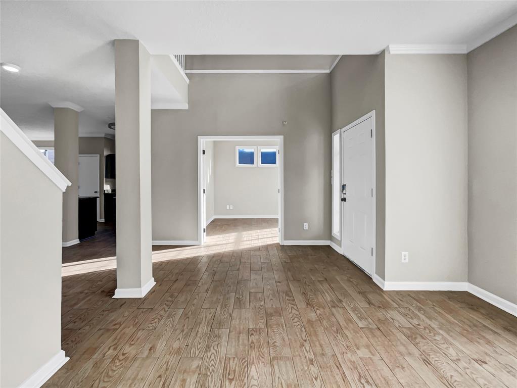 Photo 11 of 30 of 7705 Southbridge Lane house