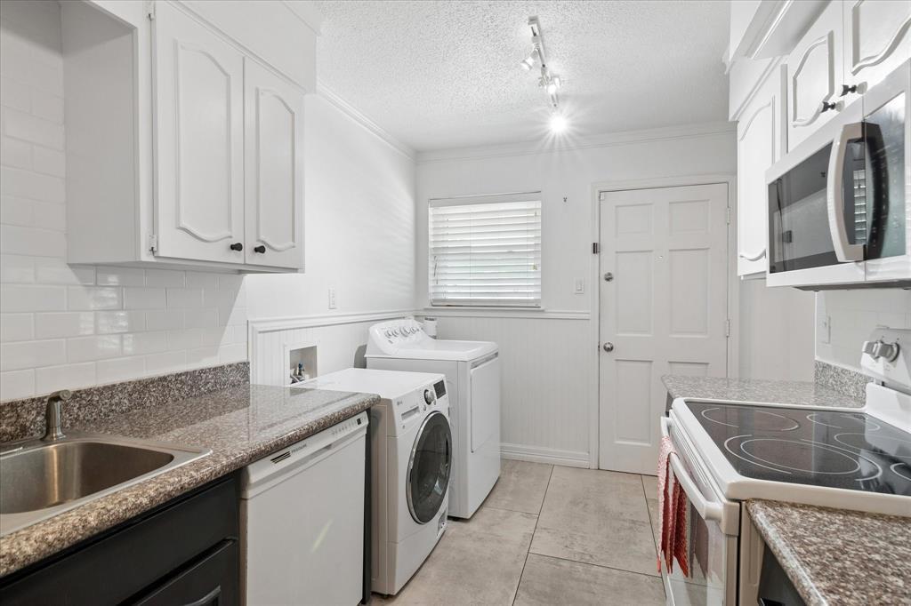 7806 Royal Lane 224
