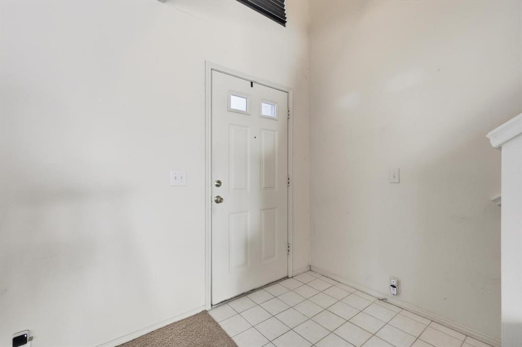 2212 Hamden Court