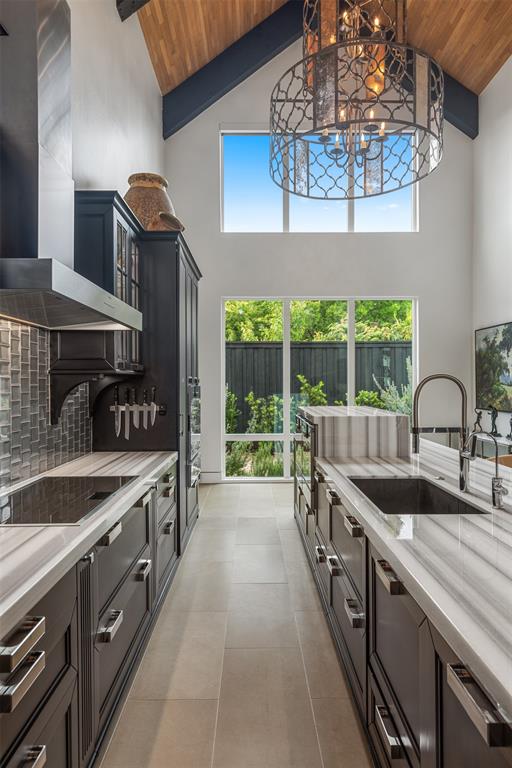 Faulkner on Meadow Crest - Residential