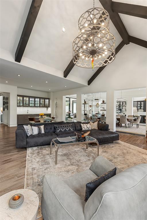 Faulkner on Meadow Crest - Residential