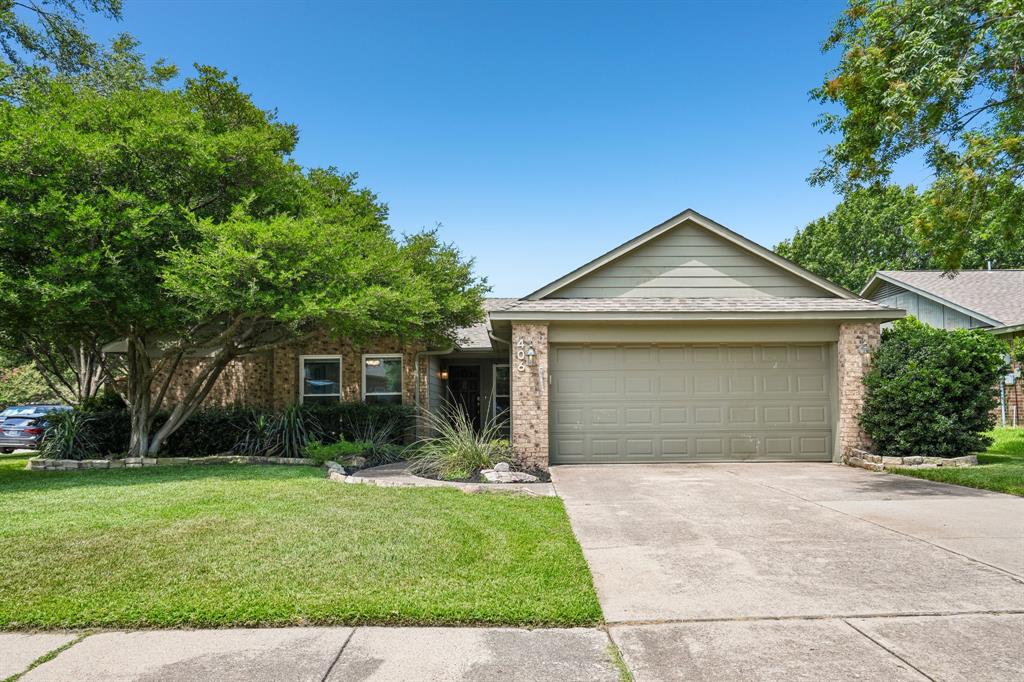406 Dillard Lane