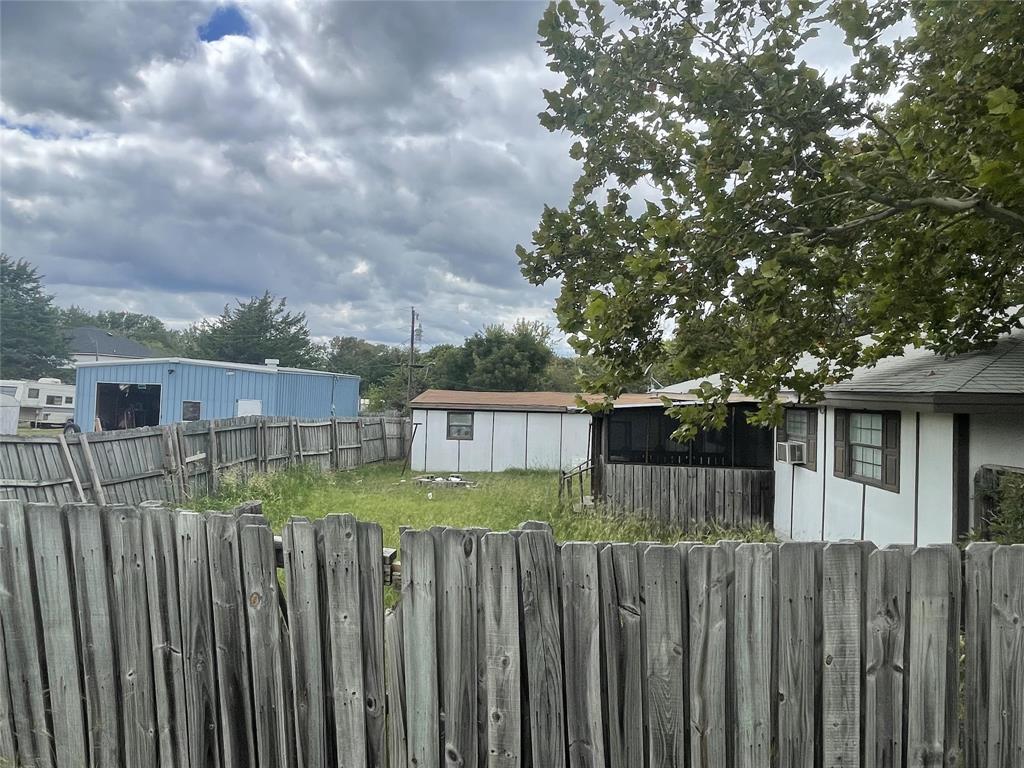 5776 County Road 927