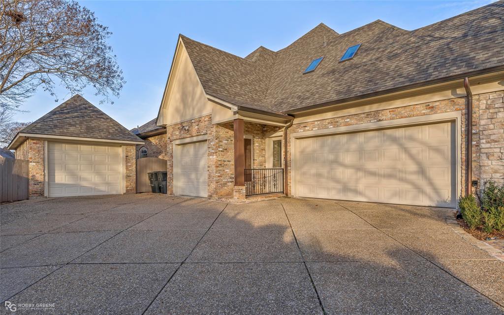 Bossier City, Louisiana, 71111, United States, 5 Bedrooms Bedrooms, ,4 BathroomsBathrooms,Residential,Active,2007654