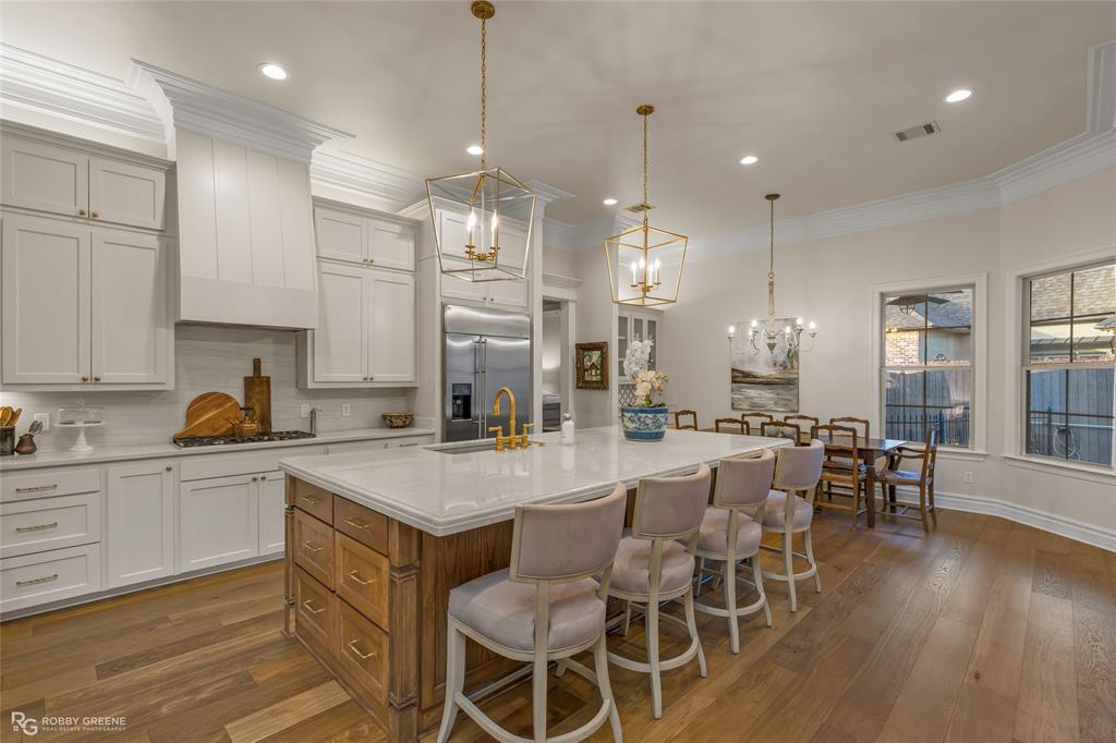 Bossier City, Louisiana, 71111, United States, 5 Bedrooms Bedrooms, ,4 BathroomsBathrooms,Residential,Active,2007654