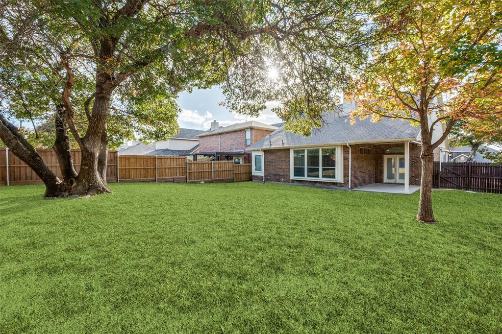 Enclave at Wooded Creek - Residential