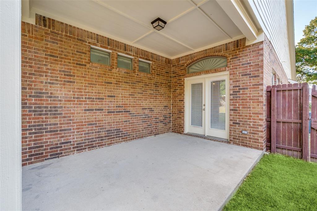 Enclave at Wooded Creek - Residential