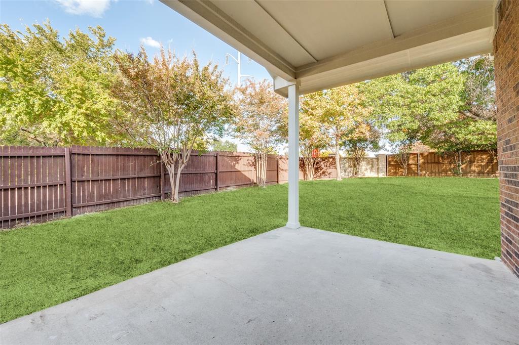 Enclave at Wooded Creek - Residential