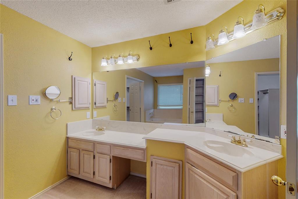 Huntington Village Ph III Add - Residential