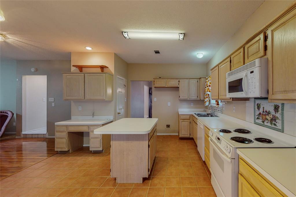 Huntington Village Ph III Add - Residential