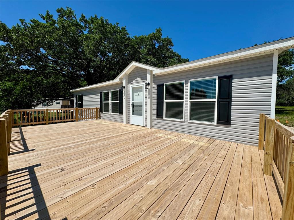 706 Sandpiper Court