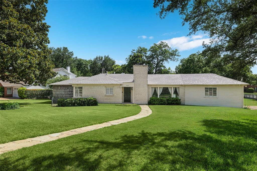 2600 Colonial Parkway