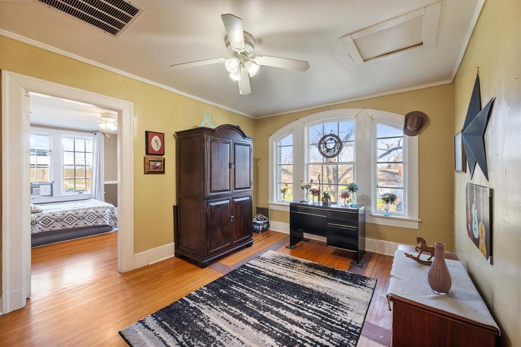 Kerens Ot - Residential