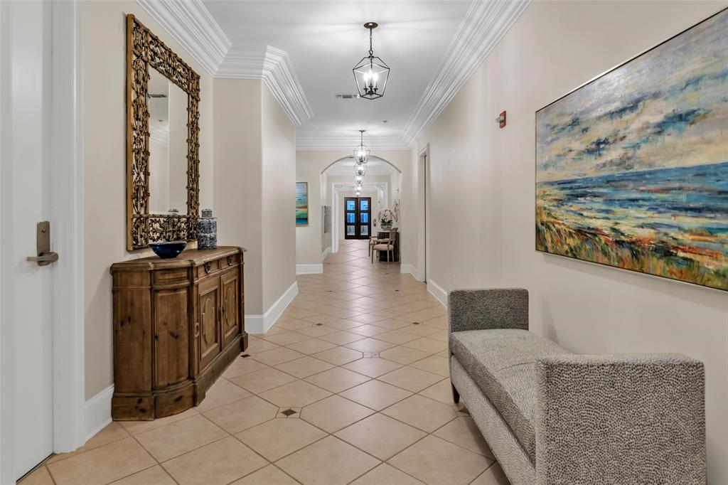 8511 Edgemere Road 201