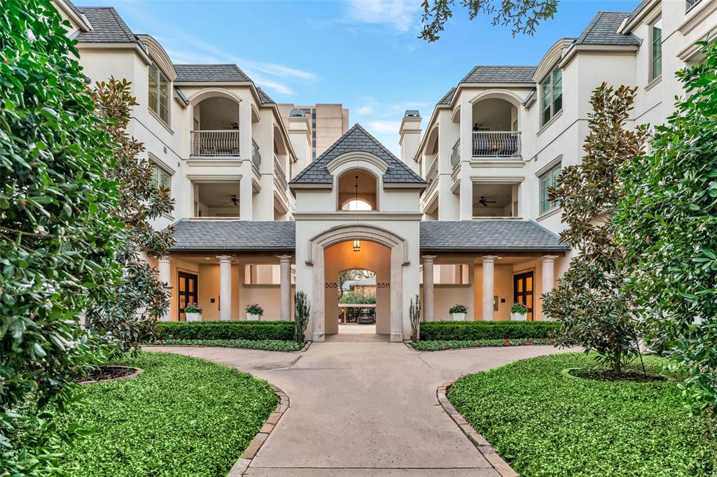 8511 Edgemere Road 201