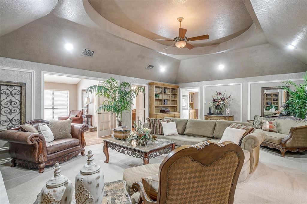 5060 Lake View Circle
