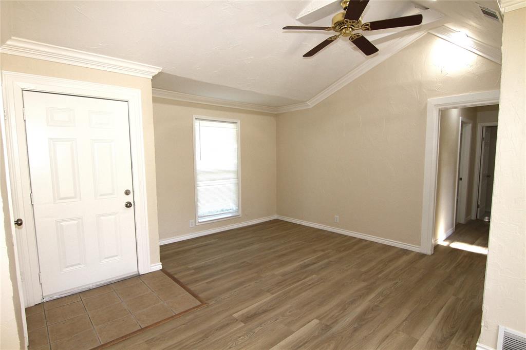 9830 BLUFFCREEK Drive